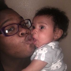 Meet your Posher, Annia